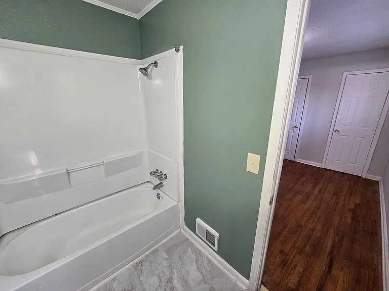 1006 Birchwood Dr — Photo 15