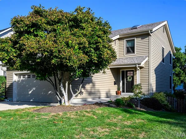 939 Victoria Pl, Saint Louis, MO 63122