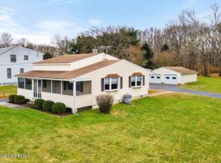 31 Magnolia Avenue, New Egypt, NJ 08533