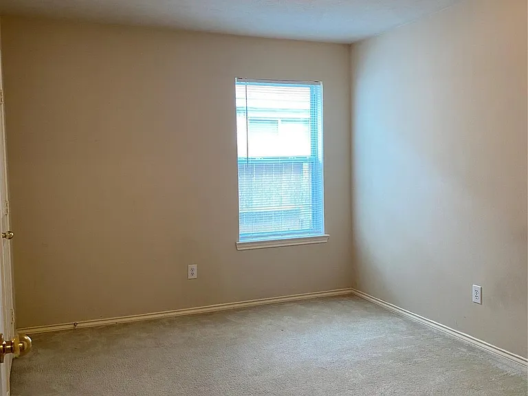 2507 Atwood Glen Ln — Photo 11