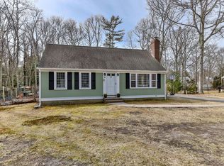39 Woodridge Rd, East Sandwich, MA 02537