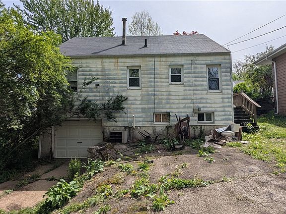 2nd image of 380 Emerald Ave
