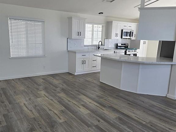 5th image of 183 Neptune Ave