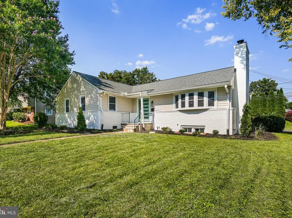 8309 Thornton Rd, Towson, MD 21204
