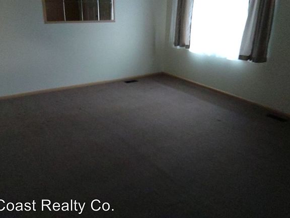 3rd image of 509 Bowser Dr