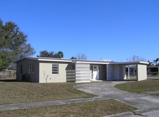 805 Canada St NE, Palm Bay, FL 32905