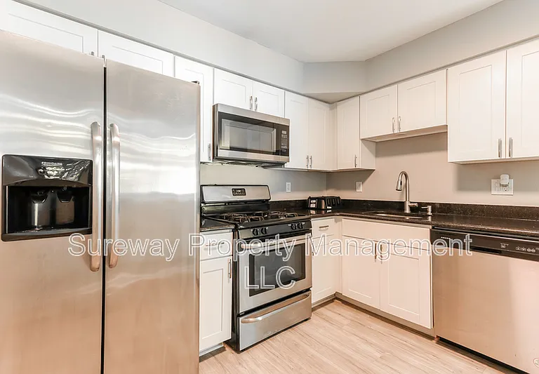 1091 Tristam Cir — Photo 4