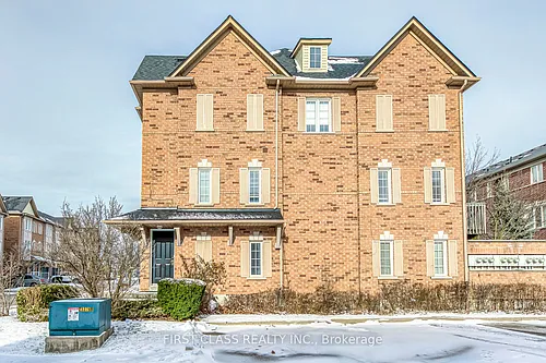 1128 Dundas St W #25 Photo 1