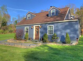 110 Sharpe Rd, Wynantskill, NY 12198