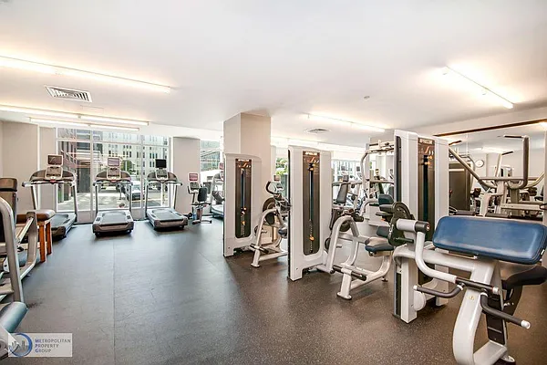 Rented by Metropolitan Property Group | media 26