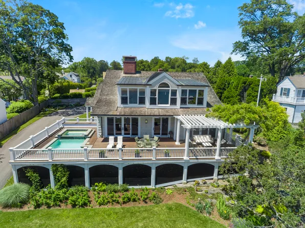 1060 Harbor Road, Fairfield, CT 06890