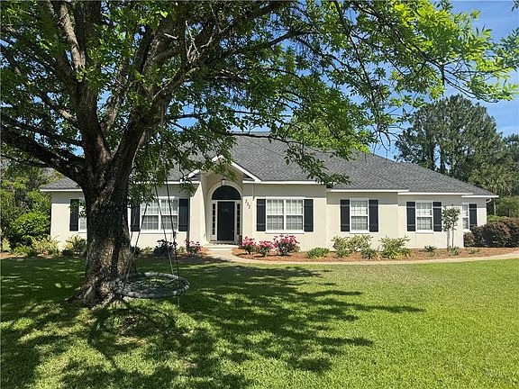 2nd image of 332 Edge Water Dr