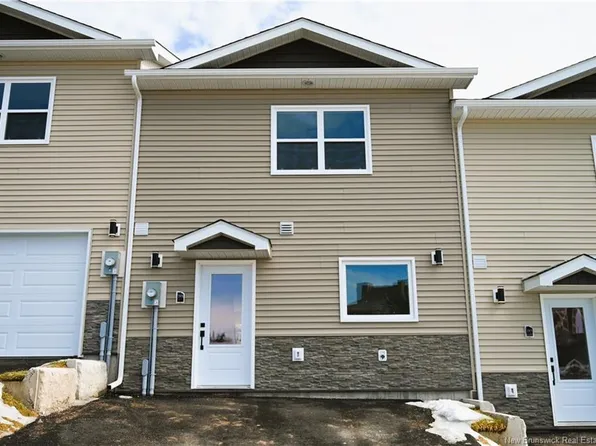 183 Arlington Cres, Saint John, NB E2K 0K8