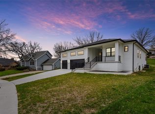 3420 SW 35th St, Des Moines, IA 50321