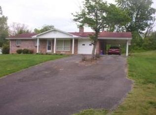 2141 Moccasin St S, Kingsport, TN 37660