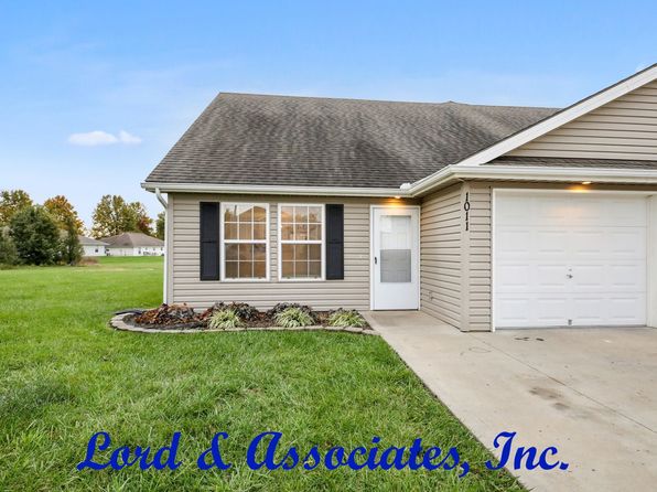 1013 NW Willow Dr