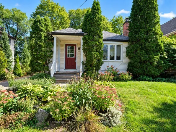 481 Tweedsmuir Ave, Ottawa, ON K1Z 5P1