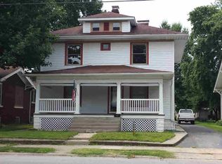 2115 W Walnut St, Murphysboro, IL 62966