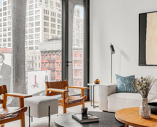 2nd image of 325 W Broadway APT 4B