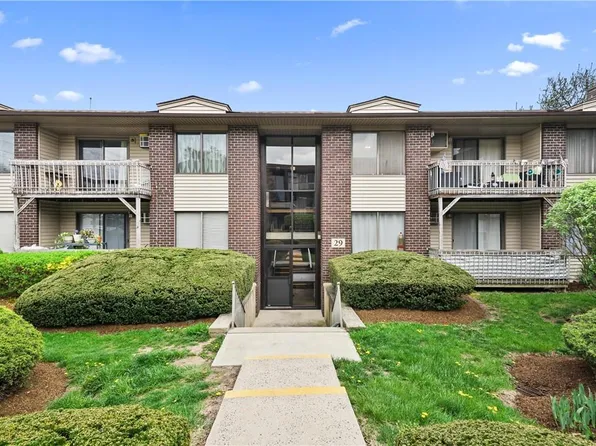 291 Country Club Lane, Pomona, NY 10970