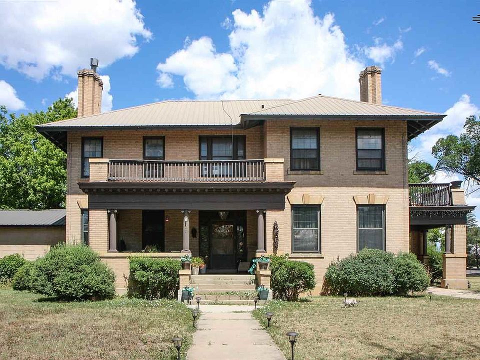1st image of 600 Friedman Ave
