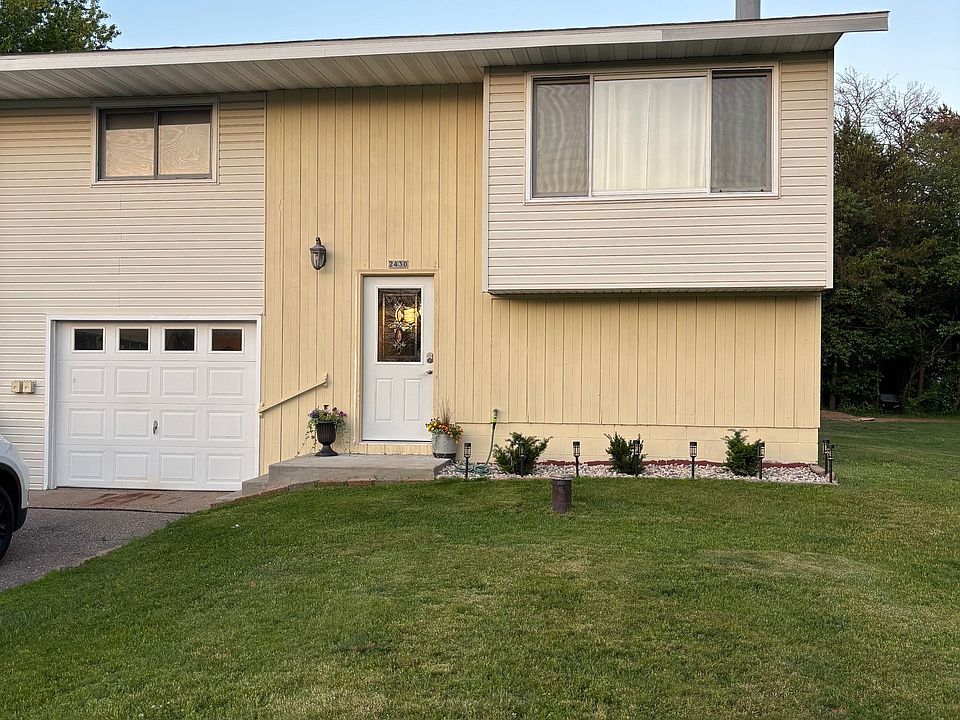 1st image of 2430-2432 Roselawn Rd #2430