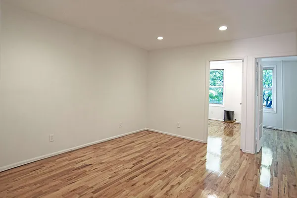 Rented by Coda Real Estate NYC | media 10