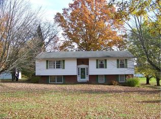 7325 Bear Swamp Rd, Wadsworth, OH 44281
