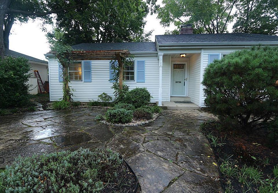 1st image of 1200 Shady Hill Dr