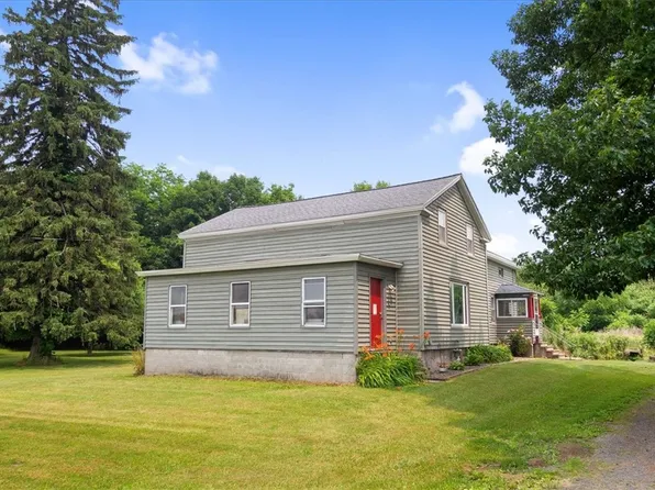5610 S Geneva Rd, Sodus, NY 14551
