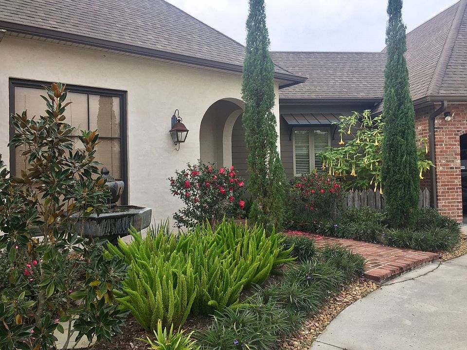1st image of 102 Bandelier Dr