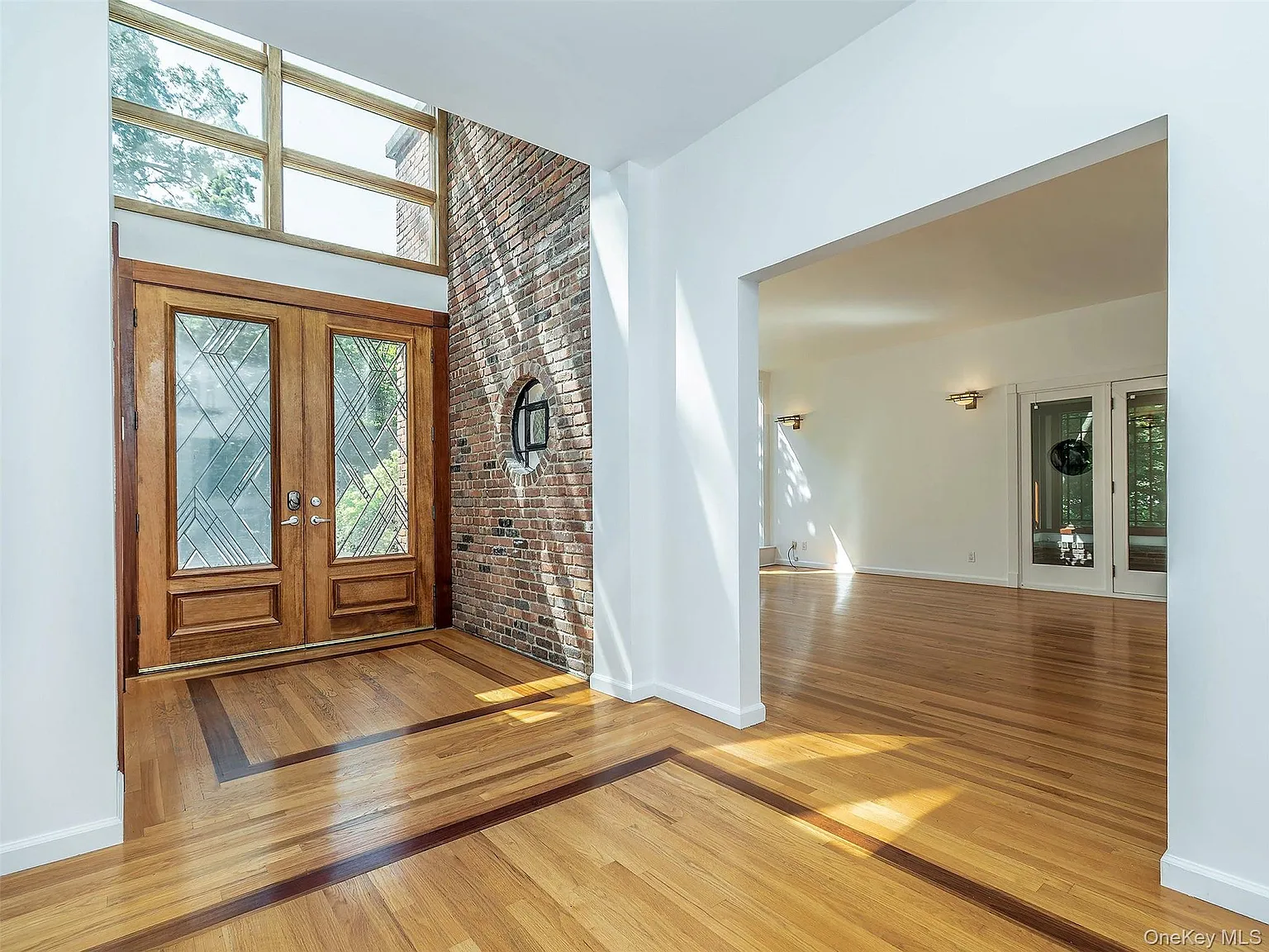 4 bed, 4.0 bath, 2802 sqft, $11,000 — Photo 4