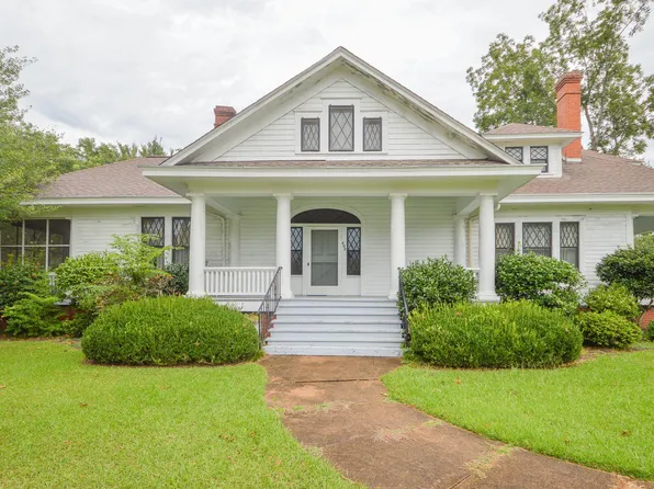 400 Greensboro St, Starkville, MS 39759