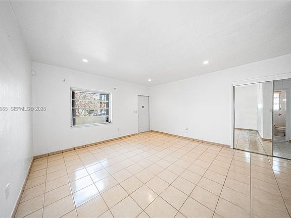 5th image of 3330 SW 2nd St