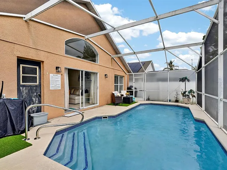 419 Buckingham Cir — Photo 9