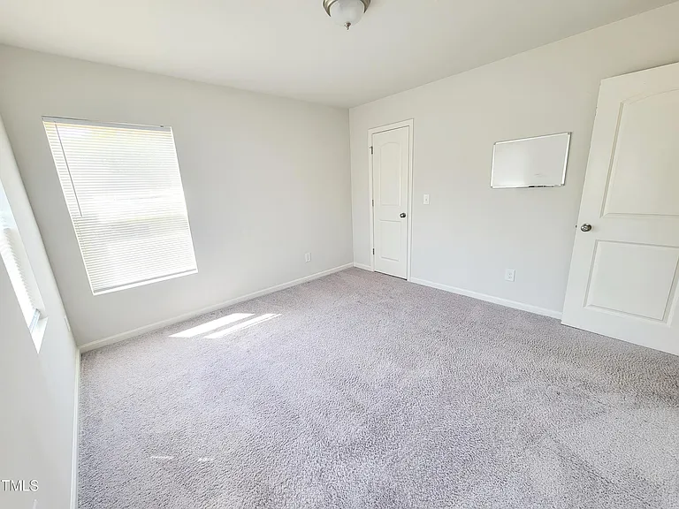 1315 Winter Sweet Ct — Photo 44