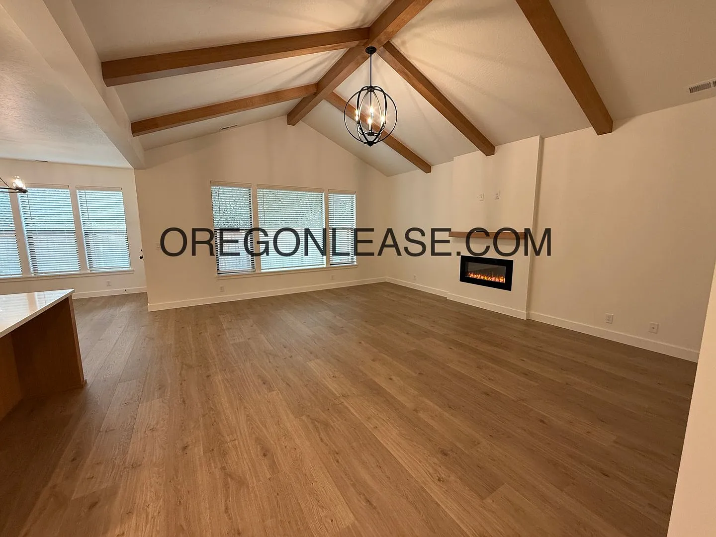 Santa Clara area 3/2 1800sf — Photo 4