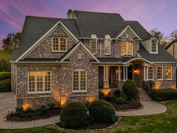 217 Ennismore Ln, Brentwood, TN 37027