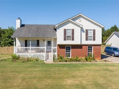 294 Bayou Ln, Winder, GA, 30680