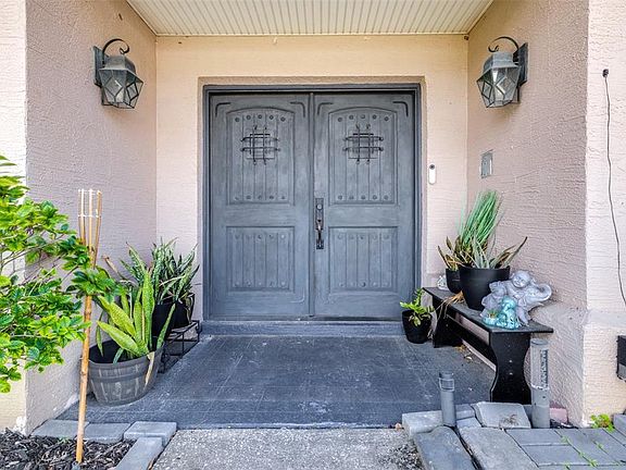 4th image of 1165 Port Ct