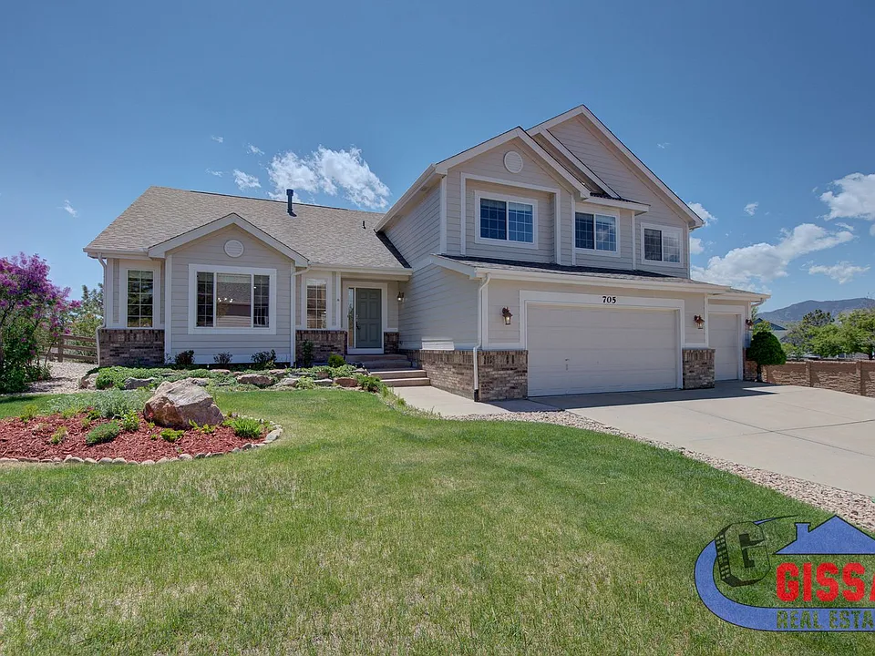 705 Witchhazel Ct