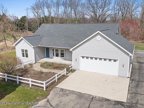 4th image of 5859 Sleight Rd