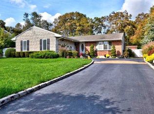 431 Joan St, Ronkonkoma, NY 11779