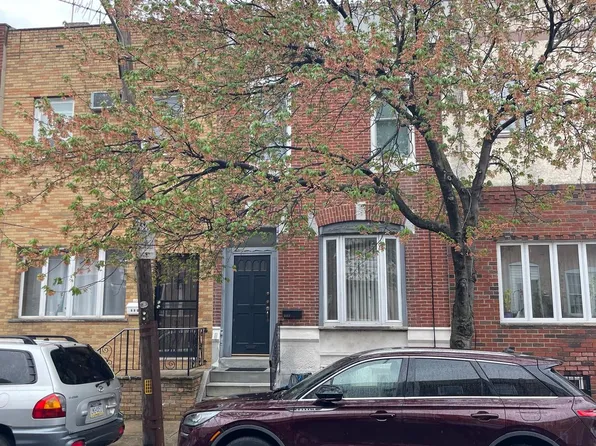 2411 S 11th St, Philadelphia, PA 19148