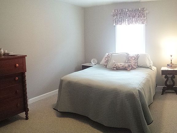 5th image of 1225 Excalibur Dr SW