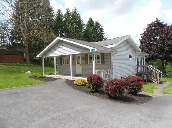 3151 Horizon Dr, Brockway, PA 15824