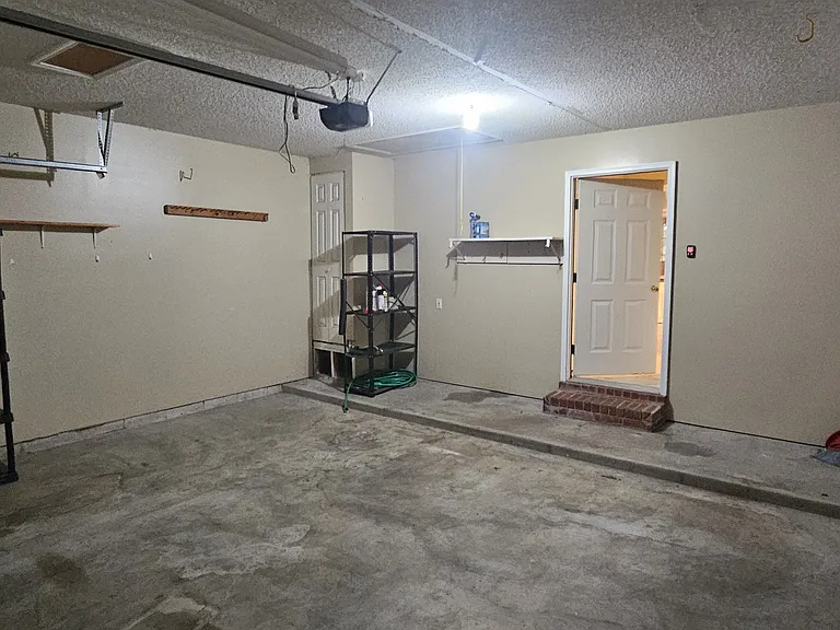 52 Springridge Dr — Photo 18