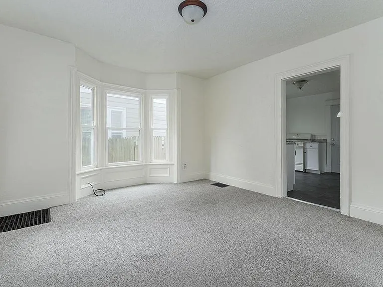 135 Burr Oak St — Photo 20