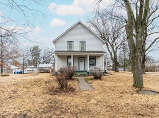 101 Oak St N, Rockland, WI 54653