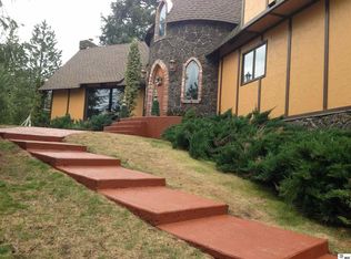 303 S Castle Ln, Troy, ID 83871